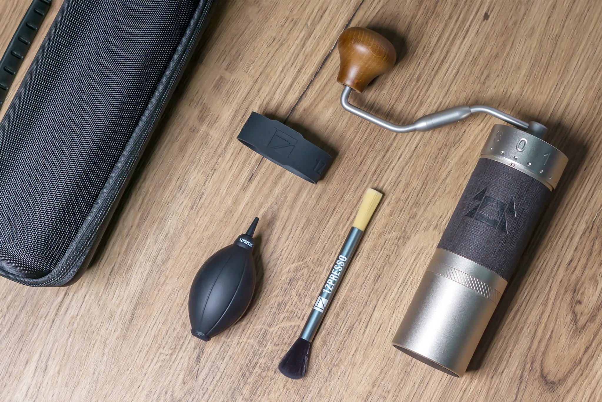 1Zpresso J-MAX S Manual Coffee Grinder – KŌHĪ ROASTERS